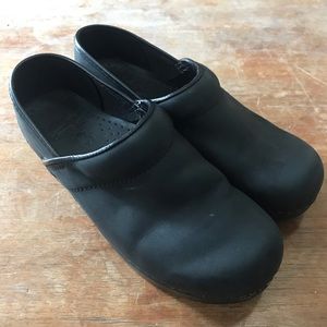 Dansko clogs size 37